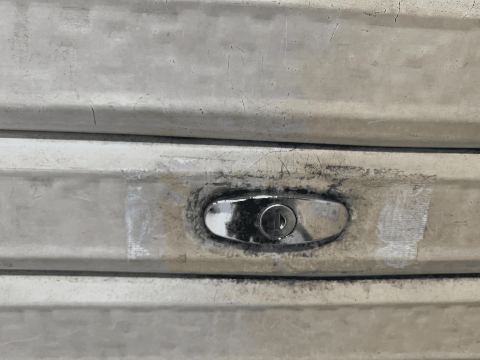 加工が必要な鍵の画像